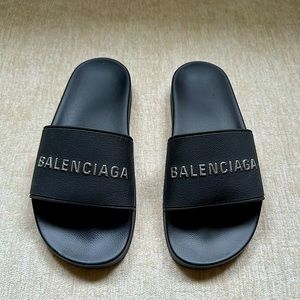 Gently worn slides, size 9 women’s